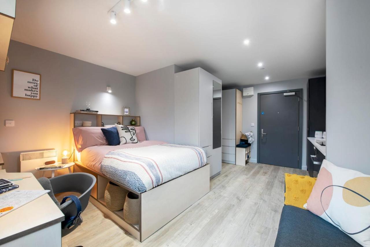 Sleek Studios, Apartments And Private Bedrooms At Silk Mill Close To Edinburgh Old Town Екстер'єр фото